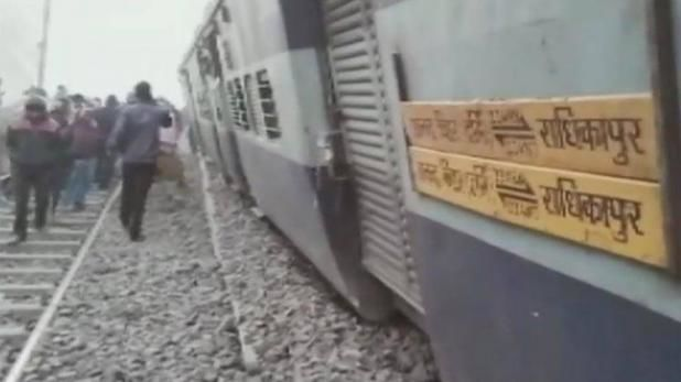 #Breaking-सीमांचल एक्सप्रेस ट्रेन हादसा: मौत का आकड़ा 7 तक पहुंचा