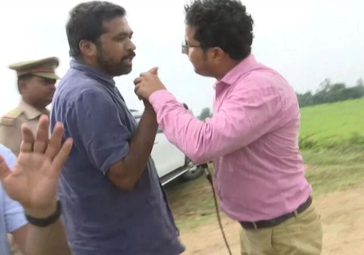 प्रियंका के कार्यकर्ता पत्रकार से बोले, ठोंक के बजा देंगे बीजेपी से पैसा लेकर सवाल करते शर्म नहीं आती! प्रियंका के कार्यकर्ता पत्रकार से बोले, ठोंक के बजा देंगे बीजेपी से पैसा लेकर सवाल करते शर्म नहीं आती!