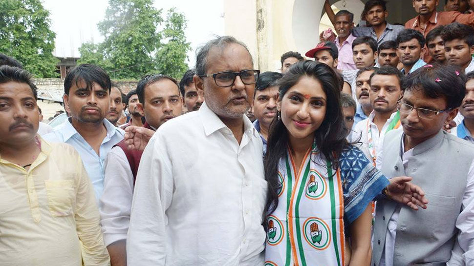 कांग्रेस विधायक अदिति सिंह के पिता अखिलेश सिंह का निधन, रायबरेली सीट से रहे थे पांच बार विधायक कांग्रेस विधायक अदिति सिंह के पिता अखिलेश सिंह का निधन, रायबरेली सीट से रहे थे पांच बार विधायक