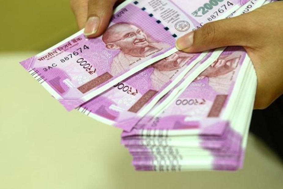 सरकार की इस स्कीम में 200 रुपए लगाकर बना सकते हैं 35 लाख रुपये, जानिए क्या है ये स्कीम? सरकार की इस स्कीम में 200 रुपए लगाकर बना सकते हैं 35 लाख रुपये, जानिए क्या है ये स्कीम?