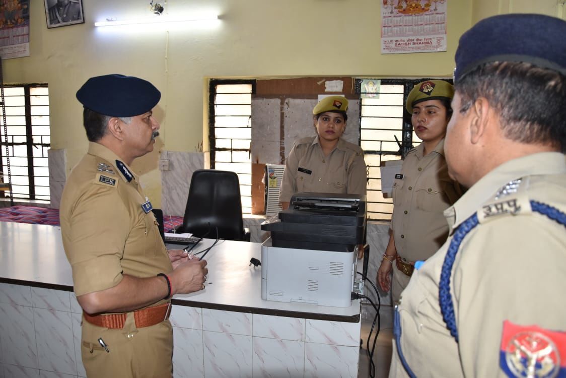 यूपी पुलिस का सबसे अत्याधुनिक साइबर सेंटर बनेगा नोएडा में - आईजी आलोक कुमार यूपी पुलिस का सबसे अत्याधुनिक साइबर सेंटर बनेगा नोएडा में - आईजी आलोक कुमार