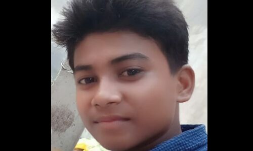 बाराबंकी: घर से बाहर निकला छात्र अचानक लापता हो गया बाराबंकी: घर से बाहर निकला छात्र अचानक लापता हो गया