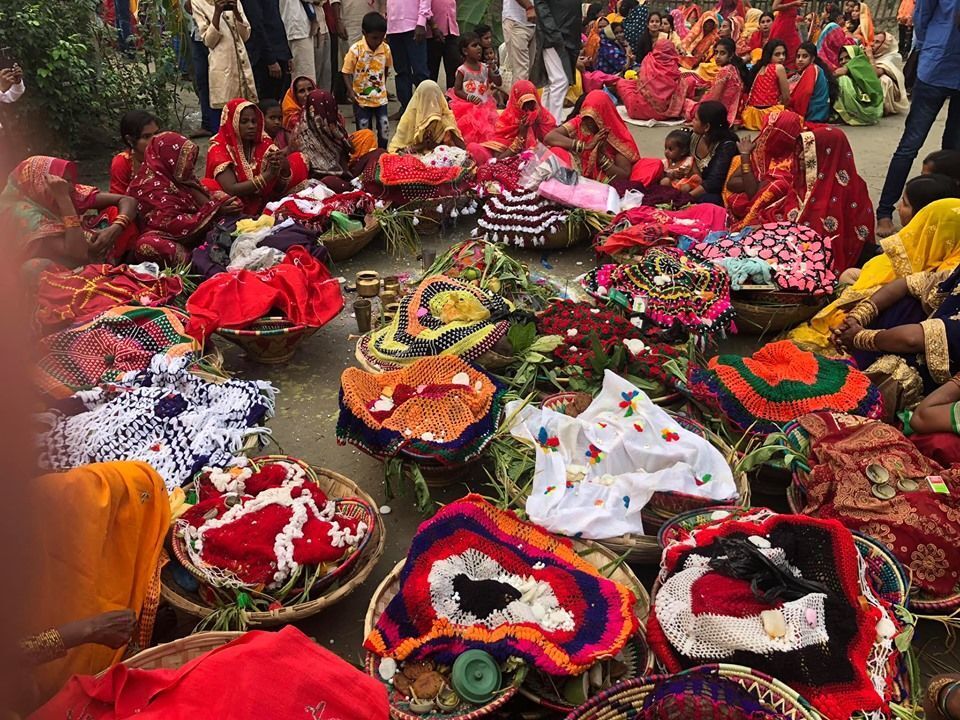 Chhath Puja 2019: बिहार में छठ के दौरान भगदड़-डूबने से 18 बच्चों समेत 30 लोगों की मौत Chhath Puja 2019: बिहार में छठ के दौरान भगदड़-डूबने से 18 बच्चों समेत 30 लोगों की मौत