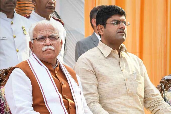 हरियाणा कैबिनेट विस्तार LIVE : 6 कैबिनेट मंत्री और 4 स्वतंत्र प्रभार के राज्य मंत्री ले रहे हैं शपथ हरियाणा कैबिनेट विस्तार LIVE : 6 कैबिनेट मंत्री और 4 स्वतंत्र प्रभार के राज्य मंत्री ले रहे हैं शपथ