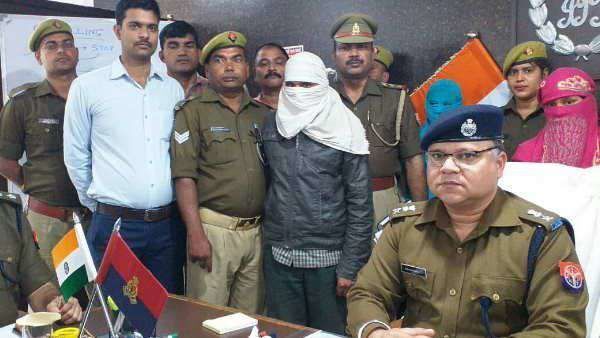 बेटी से बनाता था शारीरिक संबंध तो पत्नी ने पहले पति के साथ मिलकर उतारा मौत के घाट बेटी से बनाता था शारीरिक संबंध तो पत्नी ने पहले पति के साथ मिलकर उतारा मौत के घाट