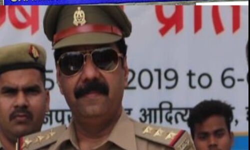 एक लाख का इनाम पाने वाला यूपी पुलिस का थानां प्रभारी कैसे खुद बन गया इनामी? एक लाख का इनाम पाने वाला यूपी पुलिस का थानां प्रभारी कैसे खुद बन गया इनामी?