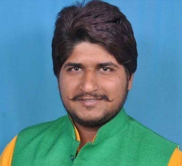 नोएडा में संदीप नागर की हत्या, परिजनों का दोस्तों पर आरोप नोएडा में संदीप नागर की हत्या, परिजनों का दोस्तों पर आरोप