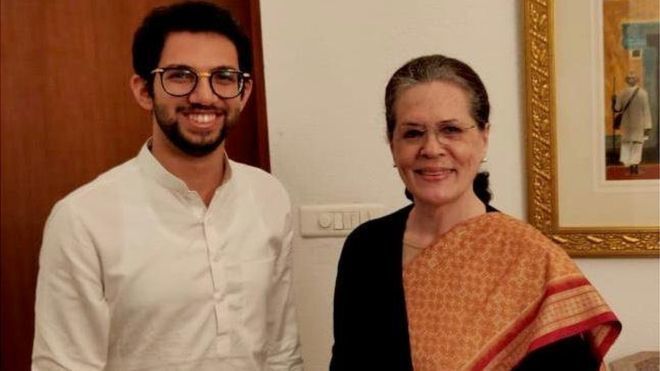 सोनिया-राहुल उद्धव के शपथ ग्रहण में क्यों नहीं गए? सोनिया-राहुल उद्धव के शपथ ग्रहण में क्यों नहीं गए?