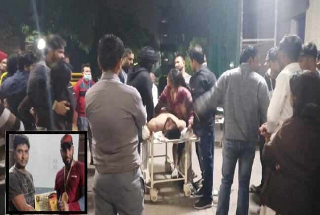 नोएडा में दो सगे भाईयों की आपसी रंजिश में हुई गोलीबारी में मौत नोएडा में दो सगे भाईयों की आपसी रंजिश में हुई गोलीबारी में मौत