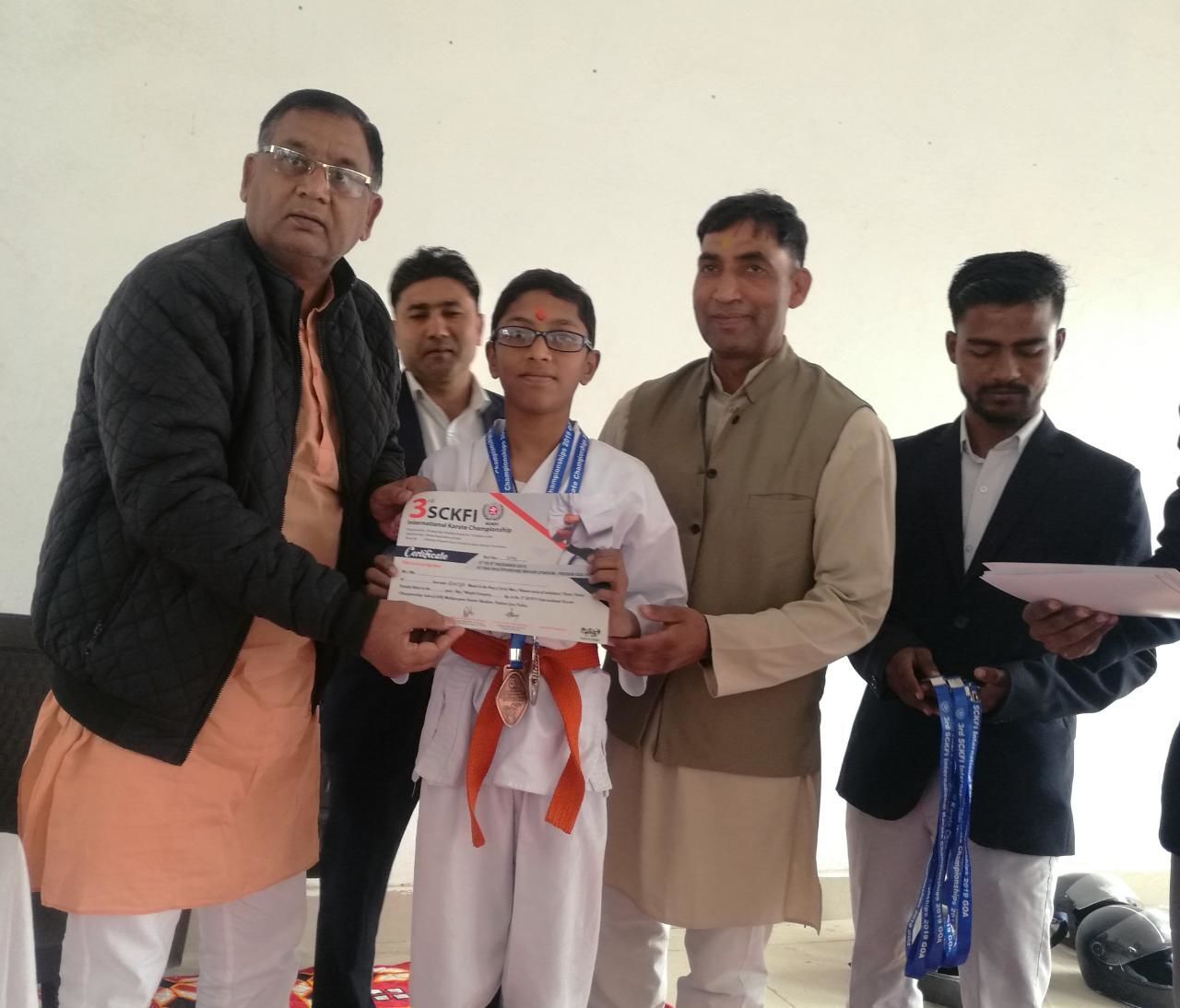 गोवा में हुयी अंतरराष्ट्रीय कराटे प्रतियोगिता में 16 बच्चों ने किया जिले का नाम रोशन गोवा में हुयी अंतरराष्ट्रीय कराटे प्रतियोगिता में 16 बच्चों ने किया जिले का नाम रोशन