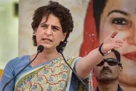 सरकार के CAA के फैसले पर प्रियंका गांधी ने बोला हमला,ट्वीट कर जाहिर कर दी अपनी मंशा सरकार के CAA के फैसले पर प्रियंका गांधी ने बोला हमला,ट्वीट कर जाहिर कर दी अपनी मंशा