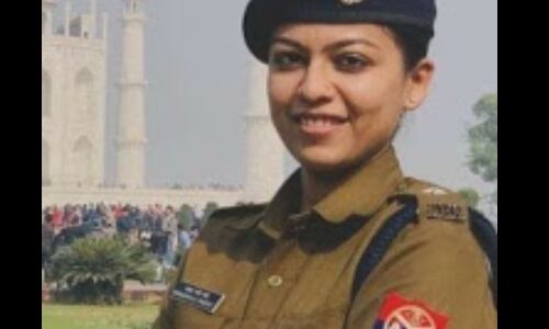 नोएडा सीओ फर्स्ट के पद पर एएसपी श्रद्धा पांडेय को मिली तैनाती, बिसरख थाना का प्रभार मुनीश चौहान को मिला नोएडा सीओ फर्स्ट के पद पर एएसपी श्रद्धा पांडेय को मिली तैनाती, बिसरख थाना का प्रभार मुनीश चौहान को मिला
