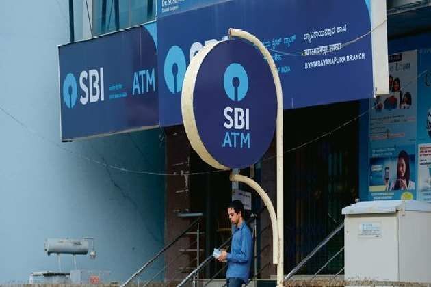 SBI ने ग्राहकों को दी चेतावनी: ATM कार्ड के साथ ऐसा न करें नही तो हो जाएगा खाता खाली SBI ने ग्राहकों को दी चेतावनी: ATM कार्ड के साथ ऐसा न करें नही तो हो जाएगा खाता खाली