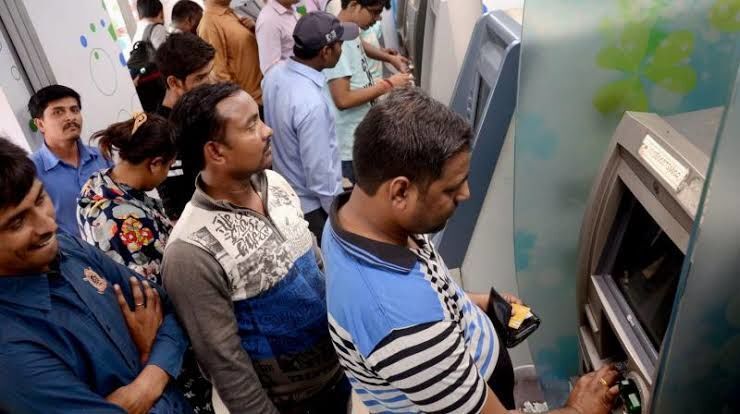 ग्राहकों के लिए अलर्ट जारी, 31 जनवरी के बाद बंद हो जाएंगे ये ATM कार्ड.. ग्राहकों के लिए अलर्ट जारी, 31 जनवरी के बाद बंद हो जाएंगे ये ATM कार्ड..