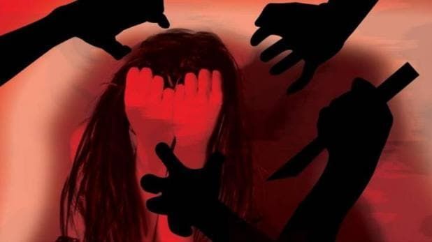 यूपी में बीजेपी को झटका, एक और विधायक के खिलाफ रेप केस दर्ज यूपी में बीजेपी को झटका, एक और विधायक के खिलाफ रेप केस दर्ज