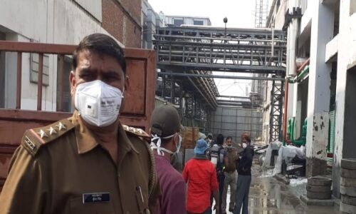 हल्दीराम फैक्टरी में मची भगदड, गैस रिसाव के कारण कराई फैक्टरी खाली हल्दीराम फैक्टरी में मची भगदड, गैस रिसाव के कारण कराई फैक्टरी खाली