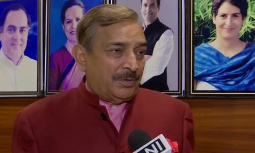 कांग्रेस के प्रमोद तिवारी बोले- भाजपा राजनीति को जिंदा रखने के लिए धर्म का सहारे अपने आका का नाम लेना नही भूलती कांग्रेस के प्रमोद तिवारी बोले- भाजपा राजनीति को जिंदा रखने के लिए धर्म का सहारे अपने आका का नाम लेना नही भूलती