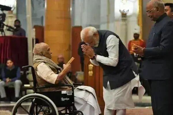 RSS के वरिष्ठ प्रचारक पी. परमेश्वरन का निधन, पद्म श्री और पद्म विभूषण से थे सम्मानित RSS के वरिष्ठ प्रचारक पी. परमेश्वरन का निधन, पद्म श्री और पद्म विभूषण से थे सम्मानित