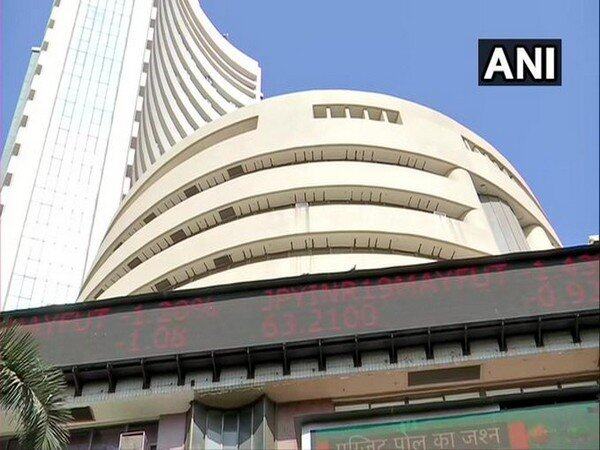 शेयर मार्केट में जबरदस्त उछाल, सेंसेक्स-निफ्टी हरे निशान पर खुला शेयर मार्केट में जबरदस्त उछाल, सेंसेक्स-निफ्टी हरे निशान पर खुला
