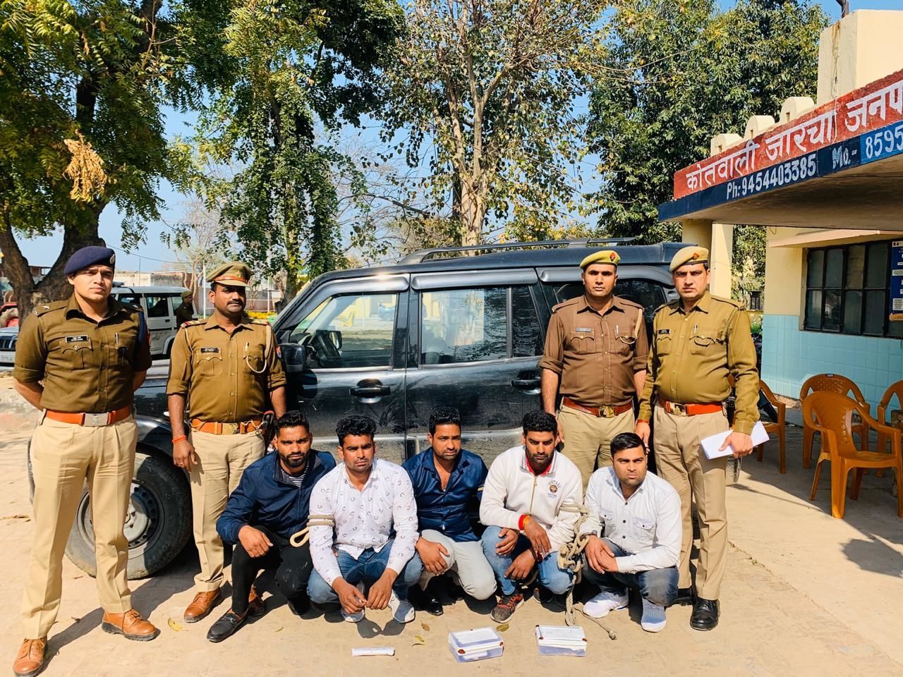 नोएडा पुलिस की बड़ी कामयाबी, सुंदर भाटी गेंग के पांच सदस्य गिरफ्तार नोएडा पुलिस की बड़ी कामयाबी, सुंदर भाटी गेंग के पांच सदस्य गिरफ्तार