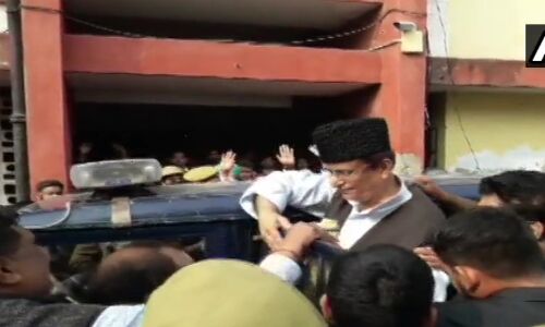 सीतापुर जेल में आजम खान क्या खाया और कितने घंटे की नींद ली खबर आई सामने सीतापुर जेल में आजम खान क्या खाया और कितने घंटे की नींद ली खबर आई सामने
