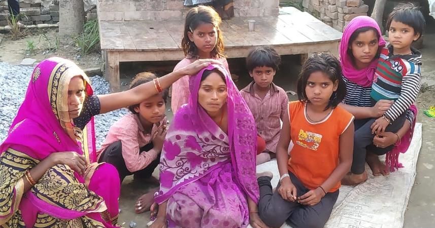 बाराबंकी : युवक का क्षत विक्षत शव मिला हत्या की आशंका, मृतक एक गैस एजेंसी में कार्यरत था बाराबंकी : युवक का क्षत विक्षत शव मिला हत्या की आशंका, मृतक एक गैस एजेंसी में कार्यरत था