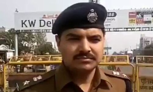 एसएसपी गाजियाबाद ने कानून व्यवस्था में लापरवाही पर चौकी इंचार्ज किया निलंबित एसएसपी गाजियाबाद ने कानून व्यवस्था में लापरवाही पर चौकी इंचार्ज किया निलंबित