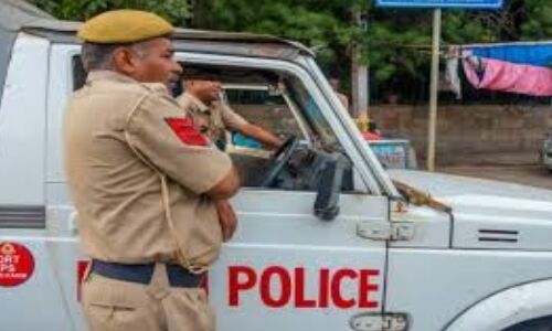 गाजियाबाद पुलिस आज ट्यूमर से पीड़ित मासूम बच्चे के लिए फरिश्ता बनी गाजियाबाद पुलिस आज ट्यूमर से पीड़ित मासूम बच्चे के लिए फरिश्ता बनी