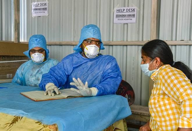 नोएडा में कोरोना वायरस का मिला एक मरीज, दिल्ली अस्पताल में हो रहा है इलाज नोएडा में कोरोना वायरस का मिला एक मरीज, दिल्ली अस्पताल में हो रहा है इलाज