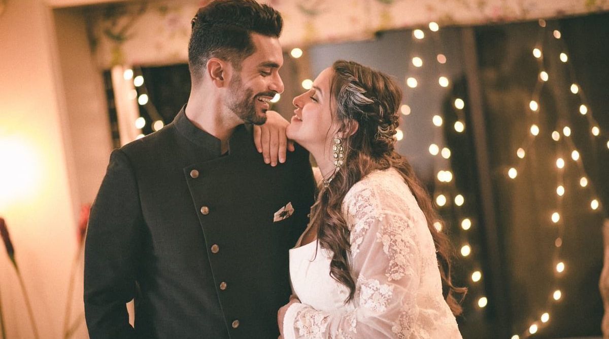 नेहा धूपिया के पति अंगद बेदी ने शेयर की 5 गर्लफ्रेंड्स के साथ Photos, बोले- कर लो जो करना है... नेहा धूपिया के पति अंगद बेदी ने शेयर की 5 गर्लफ्रेंड्स के साथ Photos, बोले- कर लो जो करना है...