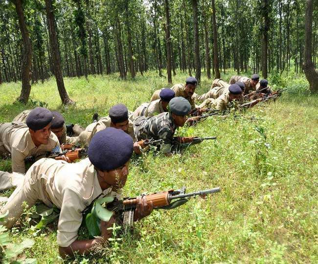 छत्तीसगढ़ के सुकमा में नक्सलियों से मुठभेड़ में 17 जवान शहीद, 14 जख्मी छत्तीसगढ़ के सुकमा में नक्सलियों से मुठभेड़ में 17 जवान शहीद, 14 जख्मी