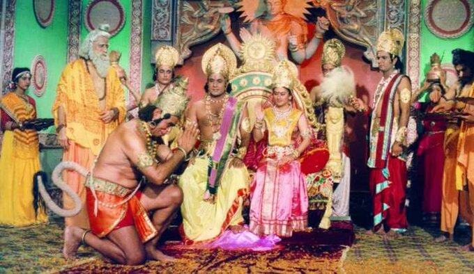 लॉकडाउन में बड़ा तोहफा, जनता की मांग पर फिर टेलीकास्ट होगी रामायण, जानें कब-कहां देख पाएंगे? लॉकडाउन में बड़ा तोहफा, जनता की मांग पर फिर टेलीकास्ट होगी रामायण, जानें कब-कहां देख पाएंगे?