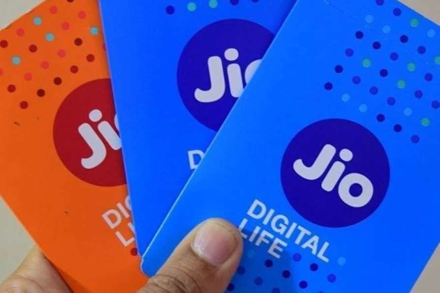 रिलायंस जियो में करीब 10 फीसदी हिस्सेदारी खरीदेगा फेसबुक, करेगा 43,574 करोड़ का निवेश रिलायंस जियो में करीब 10 फीसदी हिस्सेदारी खरीदेगा फेसबुक, करेगा 43,574 करोड़ का निवेश