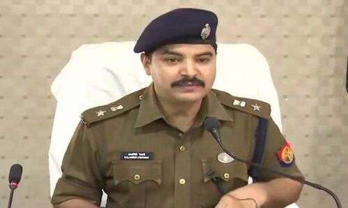 गाजियाबाद एसएसपी की बड़ी कार्यवाही, अवैध पार्किंग वसूली-शराब बिकवाने के आरोप में दारोगा समेत 3 पुलिस वाले लाइन हाजिर गाजियाबाद एसएसपी की बड़ी कार्यवाही, अवैध पार्किंग वसूली-शराब बिकवाने के आरोप में दारोगा समेत 3 पुलिस वाले लाइन हाजिर
