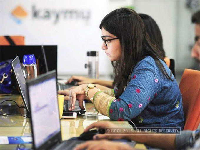 बड़े संकट की ओर बढ़ रही भारतीय अर्थव्यवस्था, अन्य देशों के मुकाबले सबसे ज्यादा मुसीबत में बड़े संकट की ओर बढ़ रही भारतीय अर्थव्यवस्था, अन्य देशों के मुकाबले सबसे ज्यादा मुसीबत में