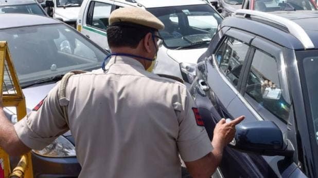 गाजियाबाद के वैशाली में 31 कोरोना मरीज मिलने से किया इलाका सील गाजियाबाद के वैशाली में 31 कोरोना मरीज मिलने से किया इलाका सील