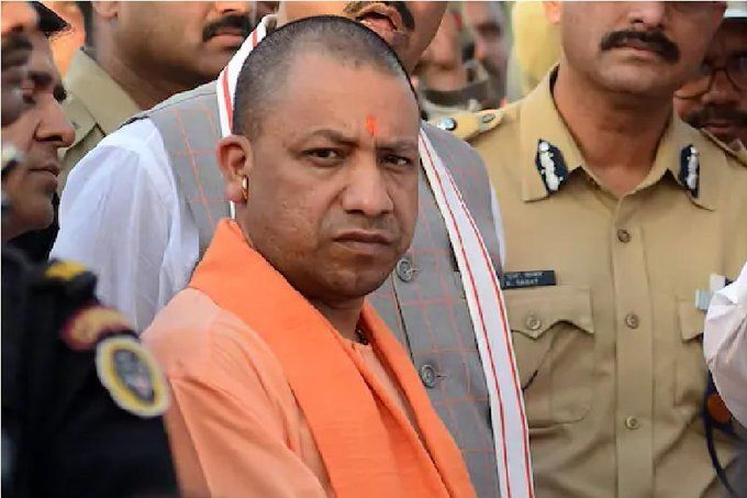 प्रतापगढ़ में पुलिस कस्टडी में व्यक्ति की मौत पर सख्त सीएम योगी, 3 पुलिसकर्मी सस्पेंड प्रतापगढ़ में पुलिस कस्टडी में व्यक्ति की मौत पर सख्त सीएम योगी, 3 पुलिसकर्मी सस्पेंड