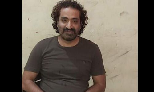 प्रयागराज: बसपा विधायक राजू पाल की हत्या मामले में माफिया अतीक अहमद का भाई गिरफ्तार प्रयागराज: बसपा विधायक राजू पाल की हत्या मामले में माफिया अतीक अहमद का भाई गिरफ्तार