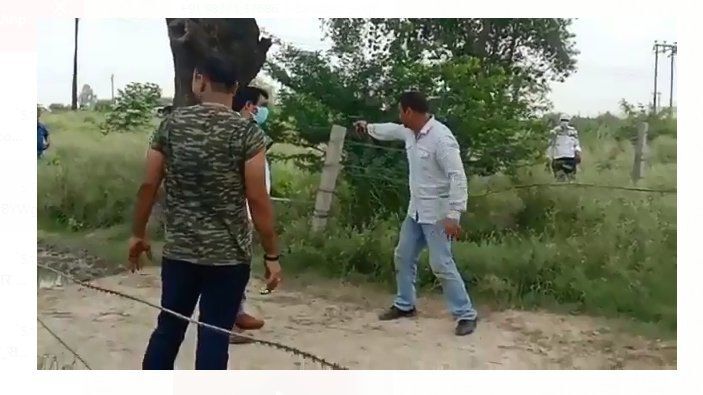 कानपुर का विकास दुबे एनकाउंटर : एसटीएफ ने रिक्रिएट किया सीन कैसे मारा गया विकास दुबे कानपुर का विकास दुबे एनकाउंटर : एसटीएफ ने रिक्रिएट किया सीन कैसे मारा गया विकास दुबे