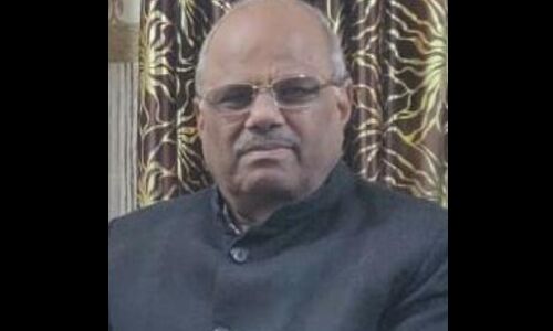 प्राइवेट पब्लिक स्कूल प्रबंधकों की मनमानी पर लगाम लगे - डा. रक्षपालसिंह चौहान प्राइवेट पब्लिक स्कूल प्रबंधकों की मनमानी पर लगाम लगे - डा. रक्षपालसिंह चौहान