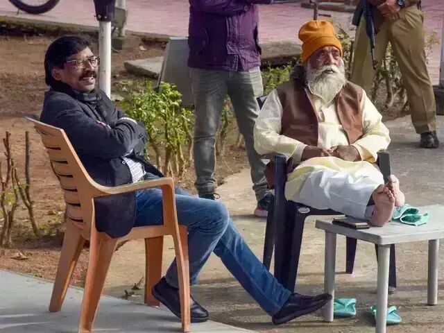 JMM चीफ शिबू सोरेन कोरोना पॉजिटिव, झारखंड CM हेमंत सोरेन का भी होगा टेस्ट JMM चीफ शिबू सोरेन कोरोना पॉजिटिव, झारखंड CM हेमंत सोरेन का भी होगा टेस्ट
