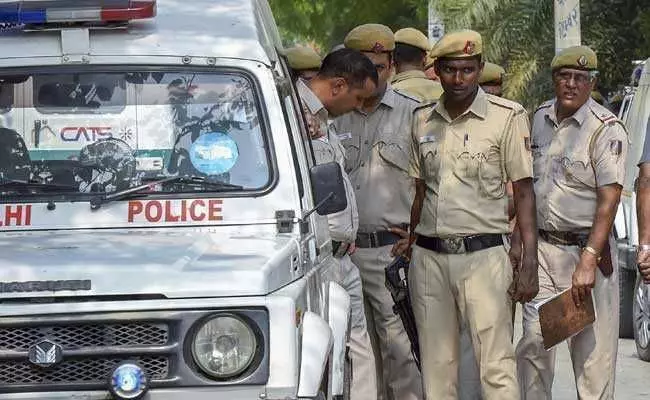 भाई व दोस्त के साथ मिलकर गर्लफ्रेंड ने की बॉयफ्रेंड की हत्या, गिरफ्त्तार