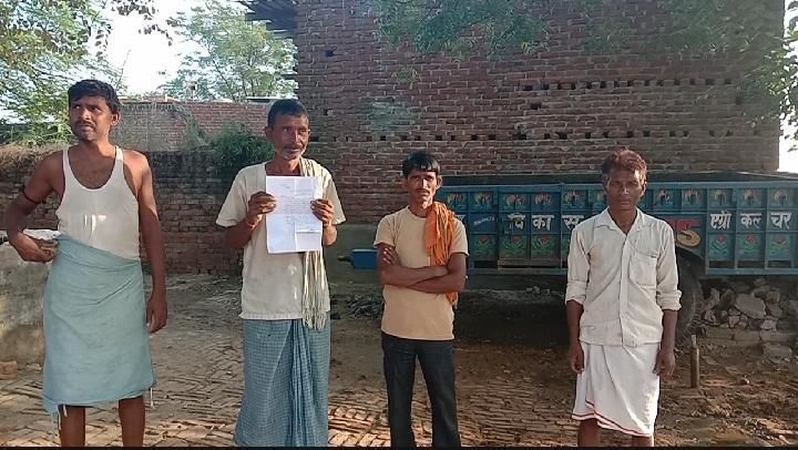 हरदोई : चकबंदी में चको के नाप न होने से काश्तकारों में असमंजस हरदोई : चकबंदी में चको के नाप न होने से काश्तकारों में असमंजस