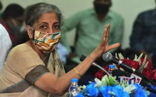 वित्त मंत्री निर्मलासीतारमण बोलीं, अर्थव्यवस्था जल्द पटरी पर आ जाएगी क्योंकि रिकवरी शुरू हो चुकी है! वित्त मंत्री निर्मलासीतारमण बोलीं, अर्थव्यवस्था जल्द पटरी पर आ जाएगी क्योंकि रिकवरी शुरू हो चुकी है!