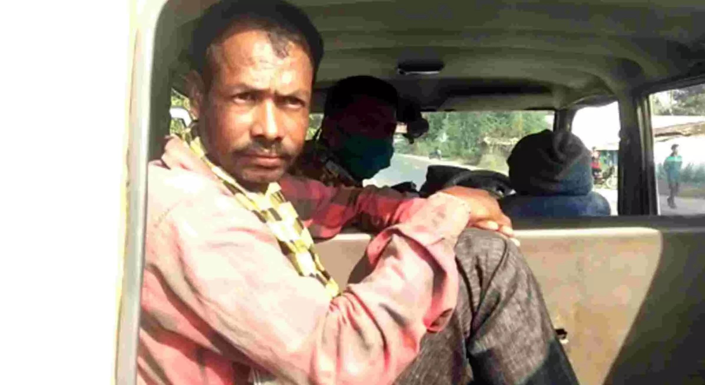 नवरात्र में 8 दिन उपवास रखे पति ने की पत्नी की हत्या, पूजा वाले कमरे में मिला शव...गांव में हड़कंप नवरात्र में 8 दिन उपवास रखे पति ने की पत्नी की हत्या, पूजा वाले कमरे में मिला शव...गांव में हड़कंप