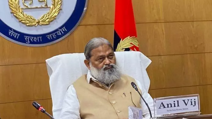 हरियाणा के स्वास्थ्य मंत्री अनिल विज हुए कोरोना पॉजिटिव, कुछ दिन पहले ट्रायल में ली थी वैक्सीन हरियाणा के स्वास्थ्य मंत्री अनिल विज हुए कोरोना पॉजिटिव, कुछ दिन पहले ट्रायल में ली थी वैक्सीन
