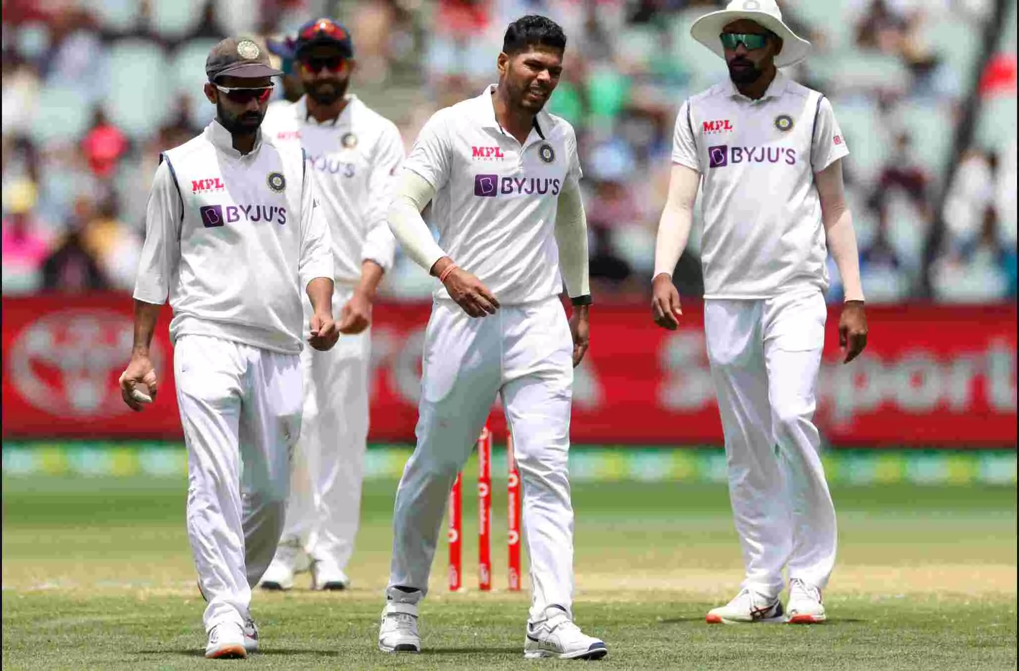 Ind vs Aus: टीम इंडिया को लगा बड़ा झटका, ये खिलाडी हुआ चोटिल, छोड़ा मैदान Ind vs Aus: टीम इंडिया को लगा बड़ा झटका, ये खिलाडी हुआ चोटिल, छोड़ा मैदान
