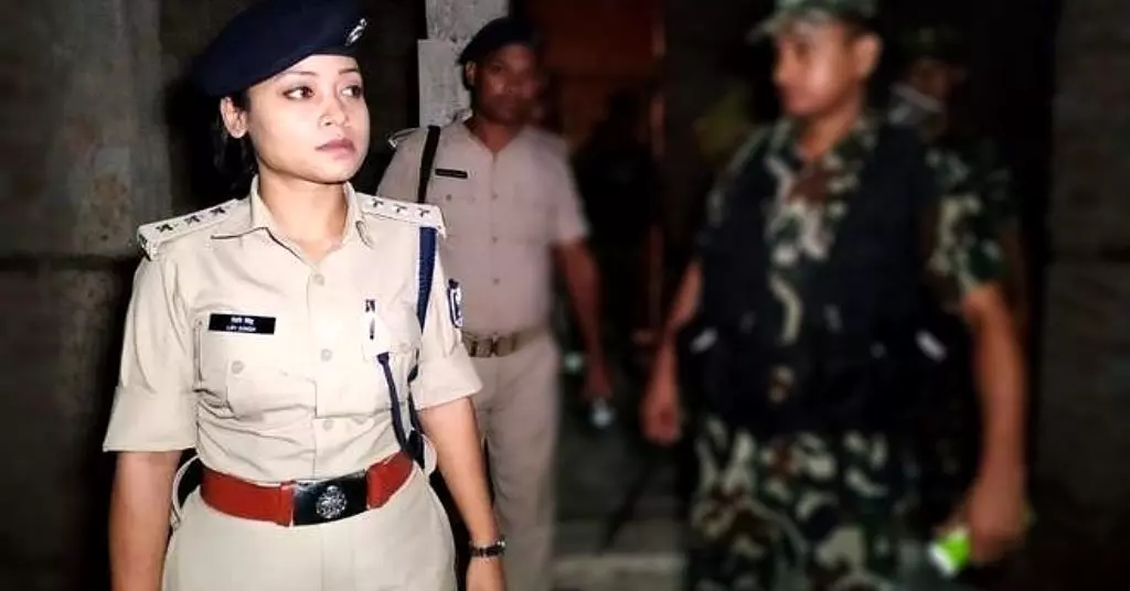 नए साल पर बिहार में 12 IAS और 13 IPS का तबादला, लिपि सिंह बनीं सहरसा एसपी नए साल पर बिहार में 12 IAS और 13 IPS का तबादला, लिपि सिंह बनीं सहरसा एसपी