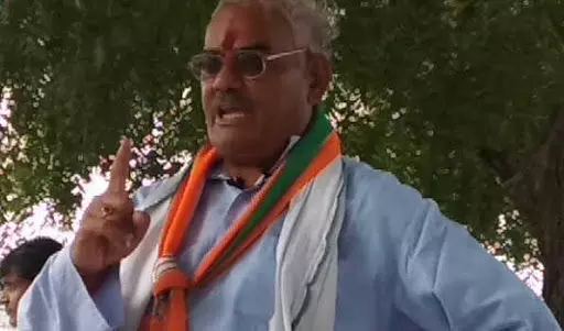 BJP विधायक बोले, किसान आंदोलन में उग्रवादी, लुटेरे शामिल होकर पिकनिक मना रहे! BJP विधायक बोले, किसान आंदोलन में उग्रवादी, लुटेरे शामिल होकर पिकनिक मना रहे!