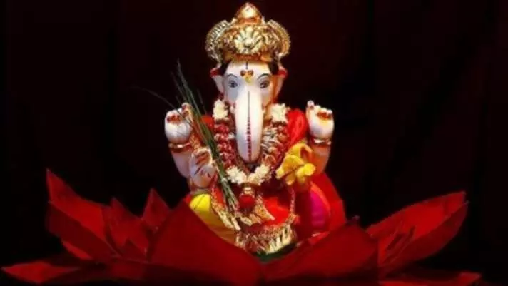 जानिए- श्री गणेश की पीठ के दर्शन क्यों नहीं करने चाहिए जानिए- श्री गणेश की पीठ के दर्शन क्यों नहीं करने चाहिए